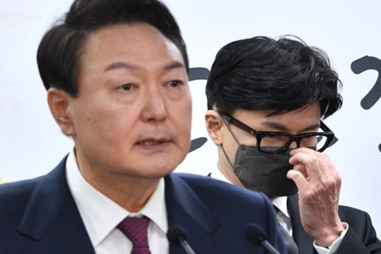 Yoon แตะ Park Jin เป็นรัฐมนตรีต่างประเทศ Kwon Young-se เป็นรัฐมนตรีว่าการกระทรวงการรวมชาติ