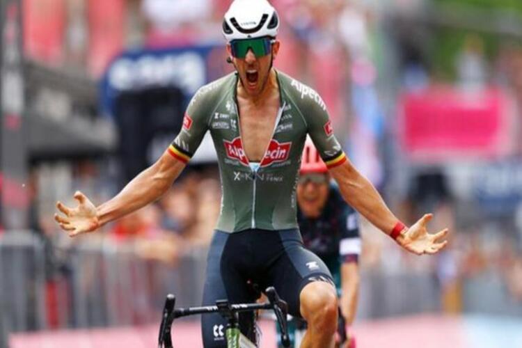 Giro d’Italia: นักบิด Breakaway Dries de Bondt อ้างว่าการคว้าแชมป์ Grand Tour ครั้งแรกของเขาบนเวที 18